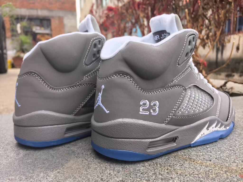 Air Jordan 5 Retro Grey | Graphite Pause