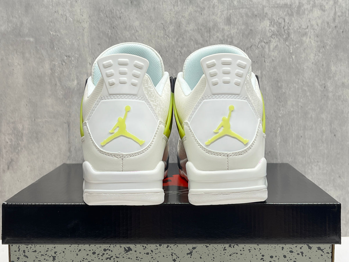 Air Jordan 4 Retro | Chromatic Chapter Styling Edit