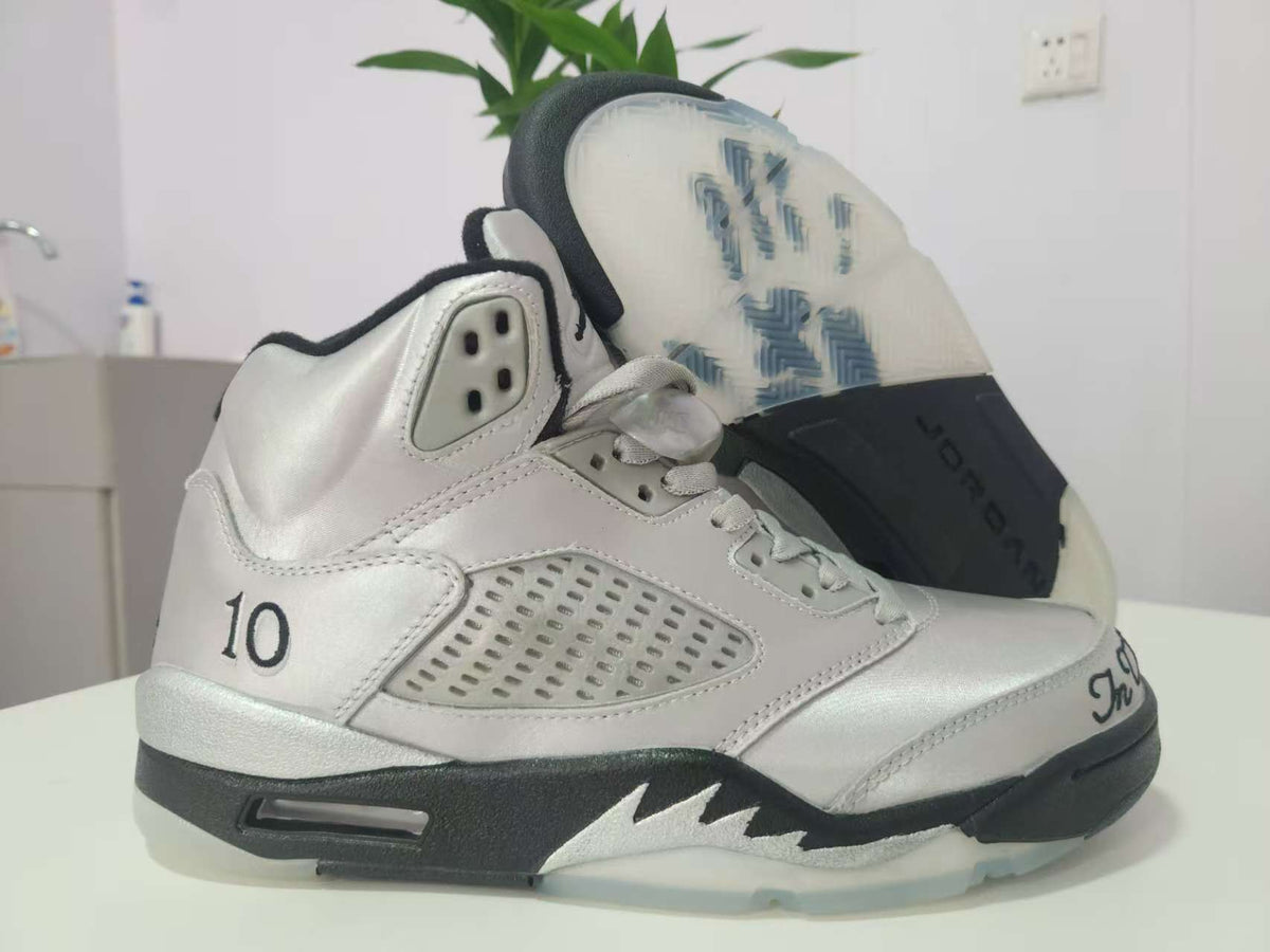 Air Jordan 5 Retro Wings Men's | Open Horizon