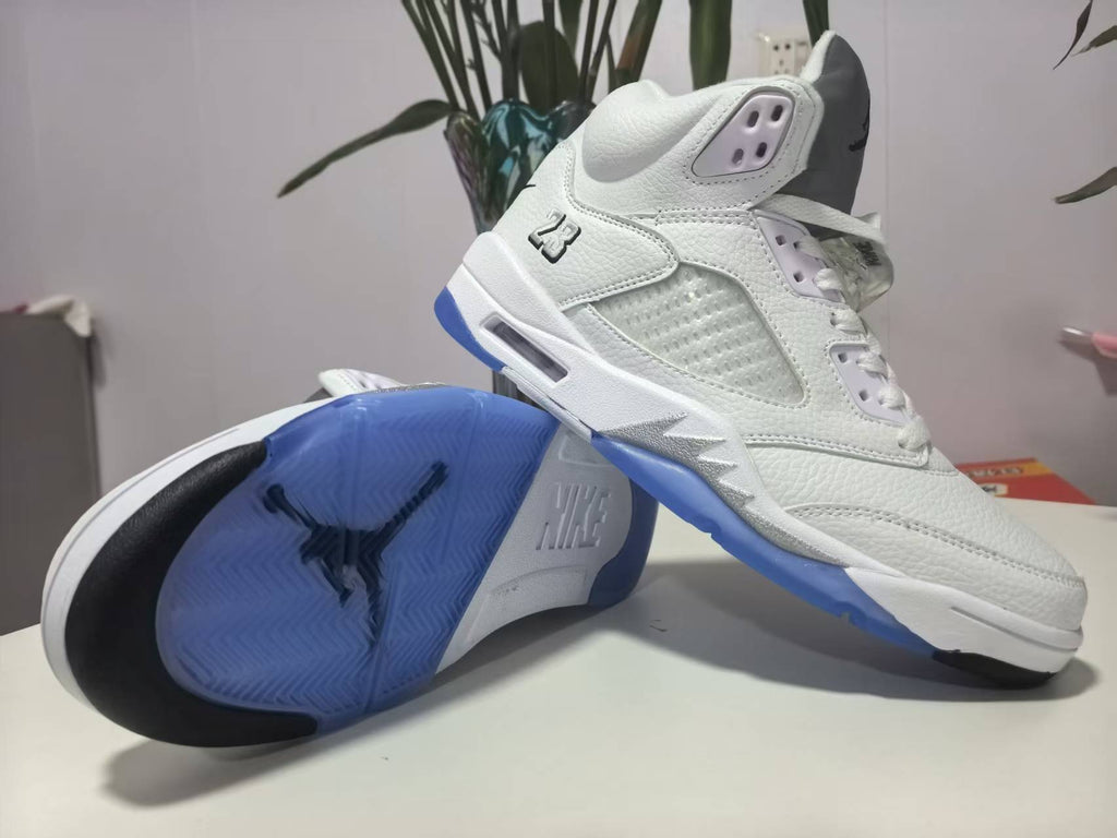 Air Jordan 5 Retro White / Metallic Silver | Silverline Clarity