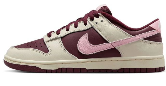 Nike Dunk Low Premium 'Valentine's Day 2023' | Love Letter Lane · DR9705-100