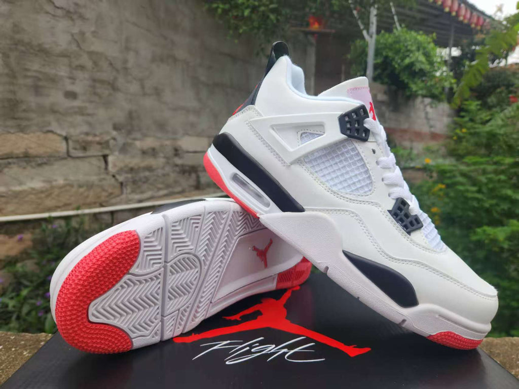 Air Jordan 4 Retro White / Red | Signal Contrast