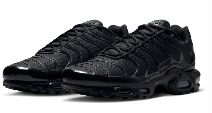 Nike Air Max Plus Triple Black | Shadow Circuit