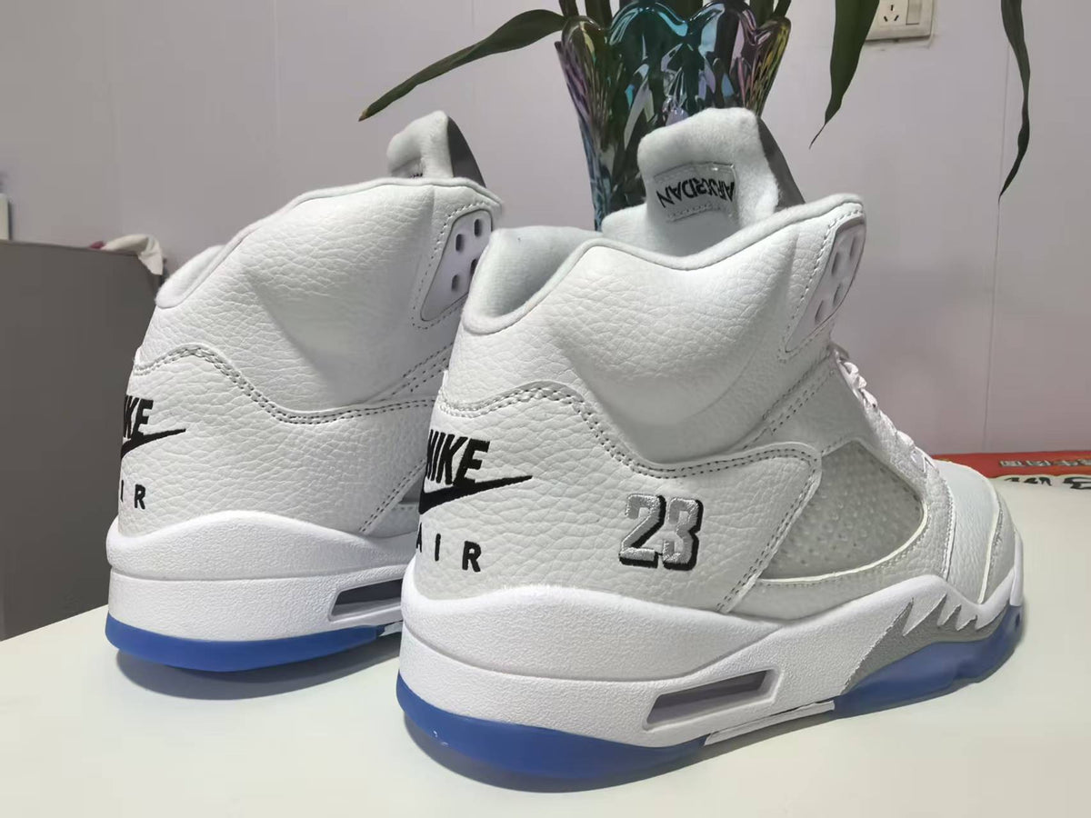 Air Jordan 5 Retro White / Metallic Silver | Silverline Clarity