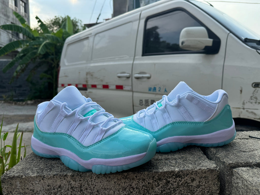 Air Jordan 11 White/Light Green | Meadow Interlude
