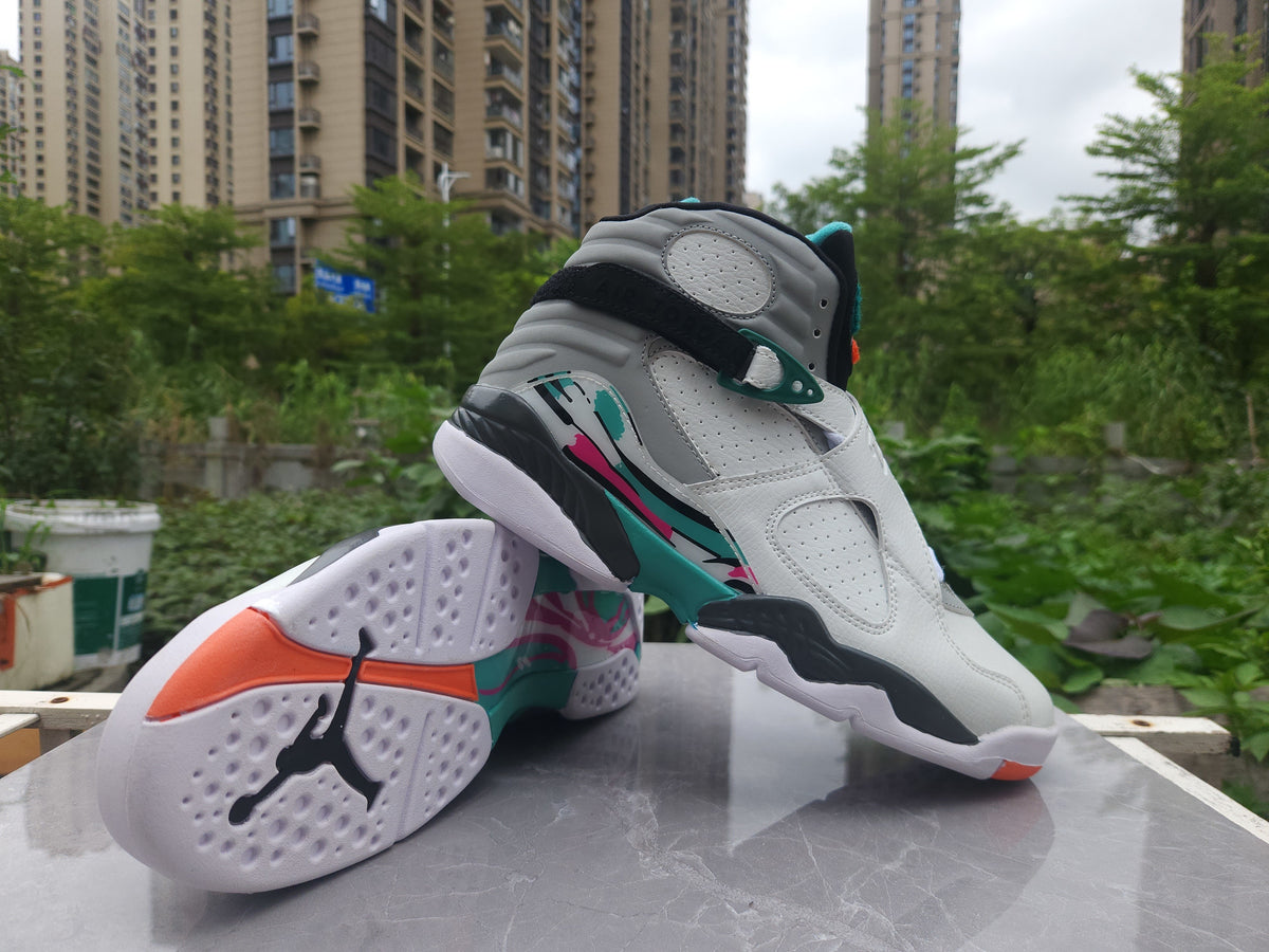 Air Jordan 8 Retro White / Grey / Green | Greenline Balance