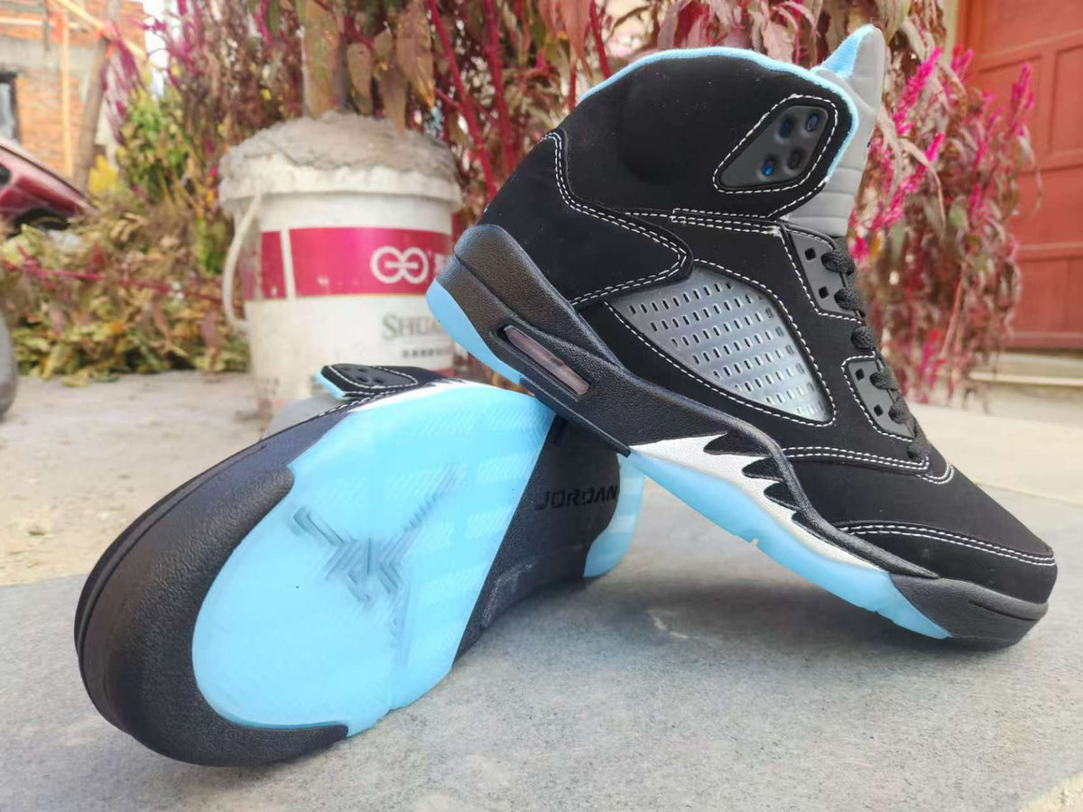 Air Jordan 5 Black/University Blue | Midnight Skybreak
