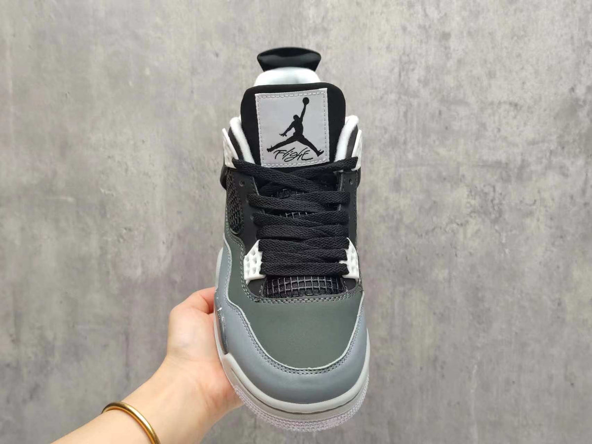 Air Jordan 4 Fear Retro | Dusk Resolve