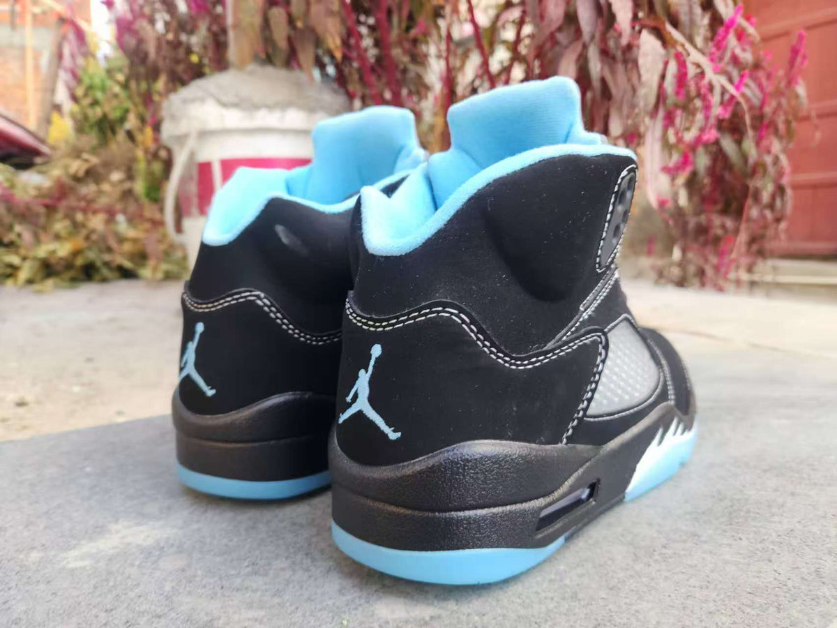 Air Jordan 5 Black/University Blue | Midnight Skybreak