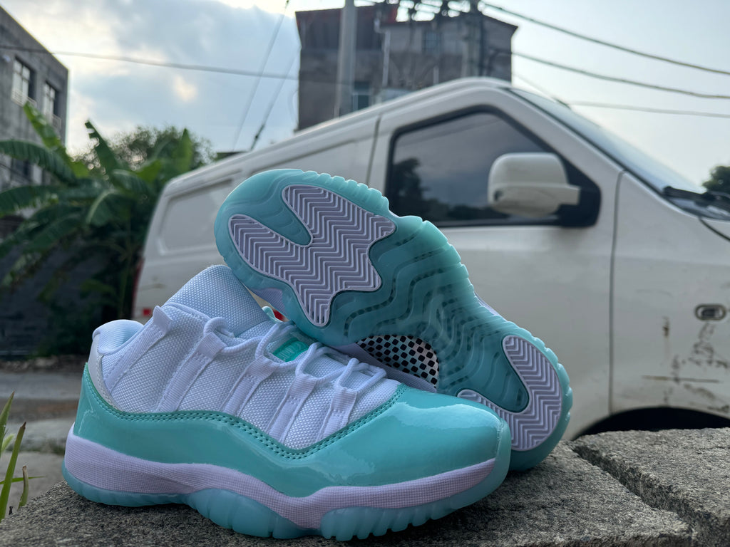 Air Jordan 11 White/Light Green | Meadow Interlude