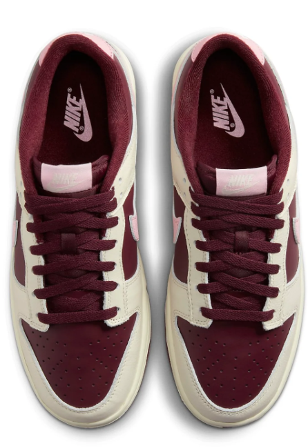 Nike Dunk Low Premium 'Valentine's Day 2023' | Love Letter Lane · DR9705-100