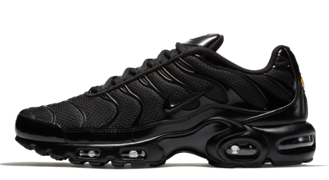 Nike Air Max Plus Triple Black | Shadow Circuit