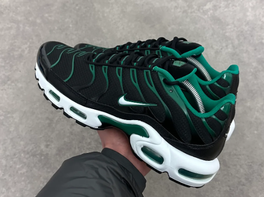 Nike Air Max Plus TN Black Green Malachite | Emerald Afterhours