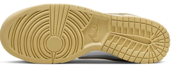 Nike Dunk Low 'Team Gold' | Gilded Interlude · DV0833-100
